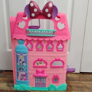 DISNEY MINNIE MOUSE AND DAISY BOW HOTEL